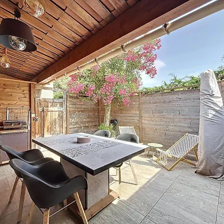 아파트 Pavillon Moderne 아그